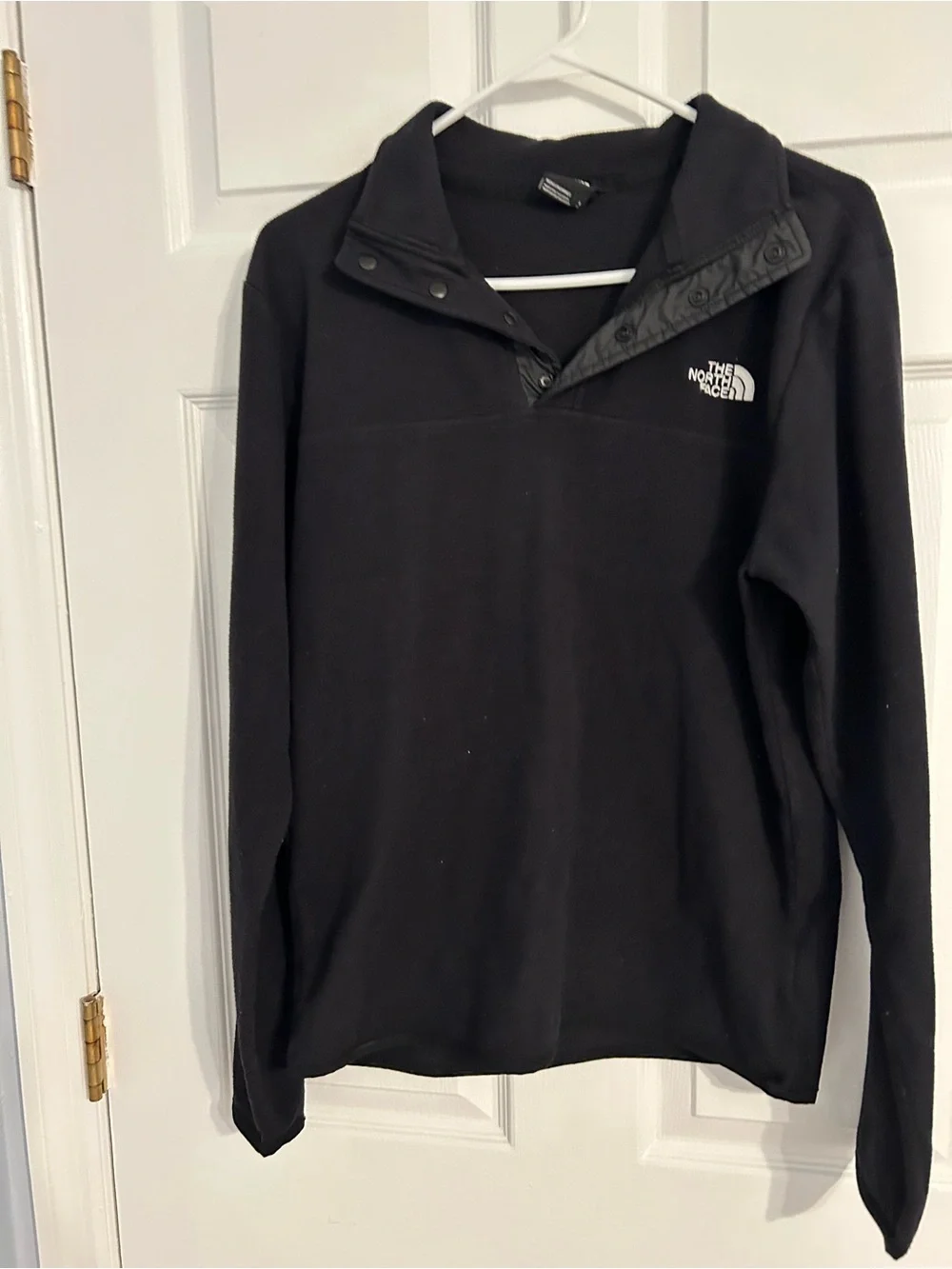 The North Face Men’s Black Snap-Front Fleece